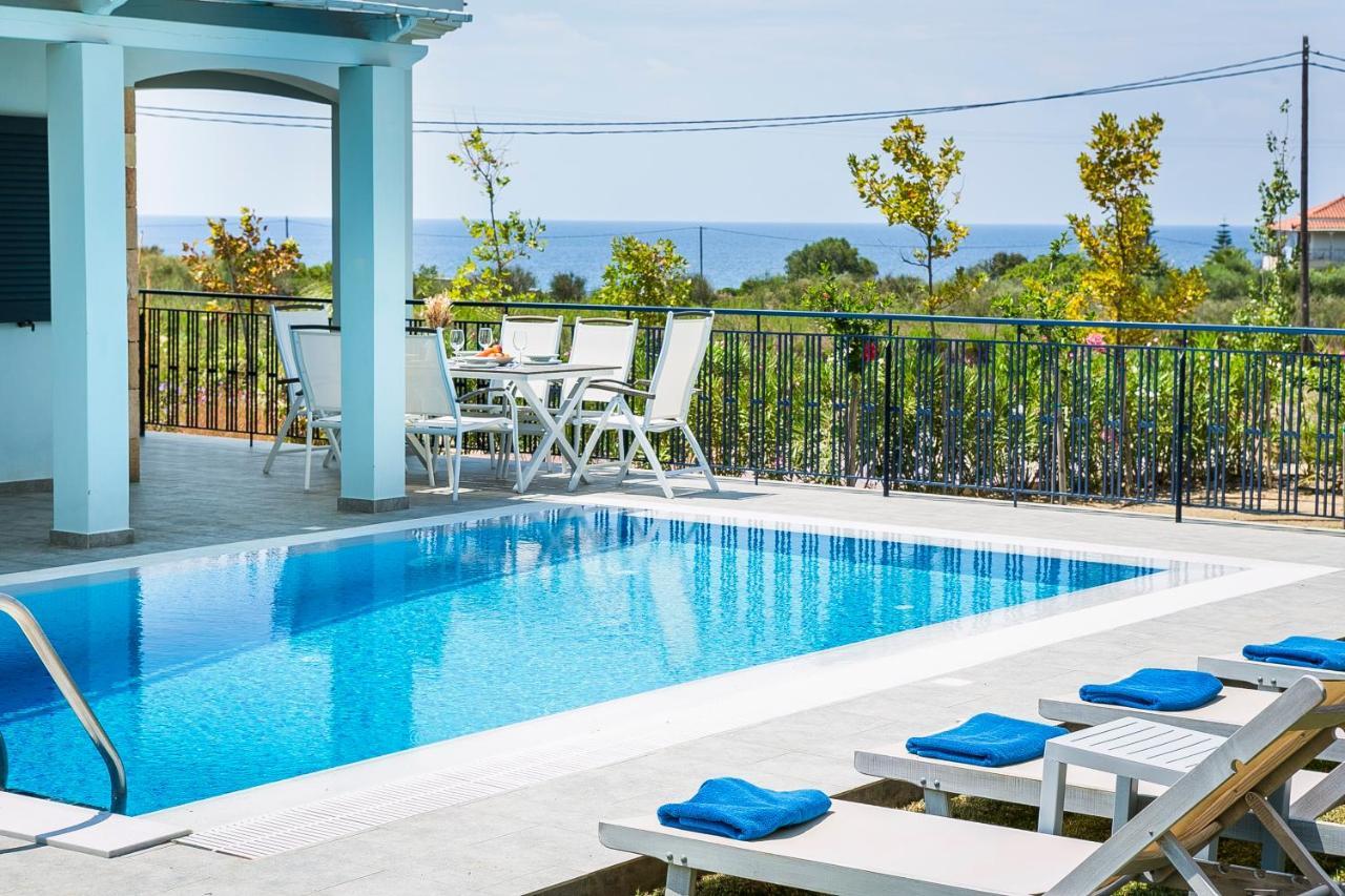 Seirios Luxury Villa Svoronata Exteriör bild